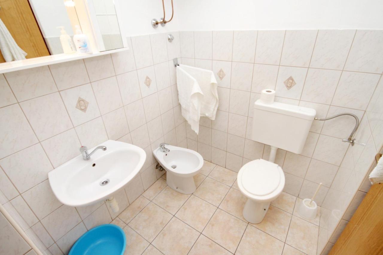 Apartment Lokva Rogoznica 6005A エクステリア 写真